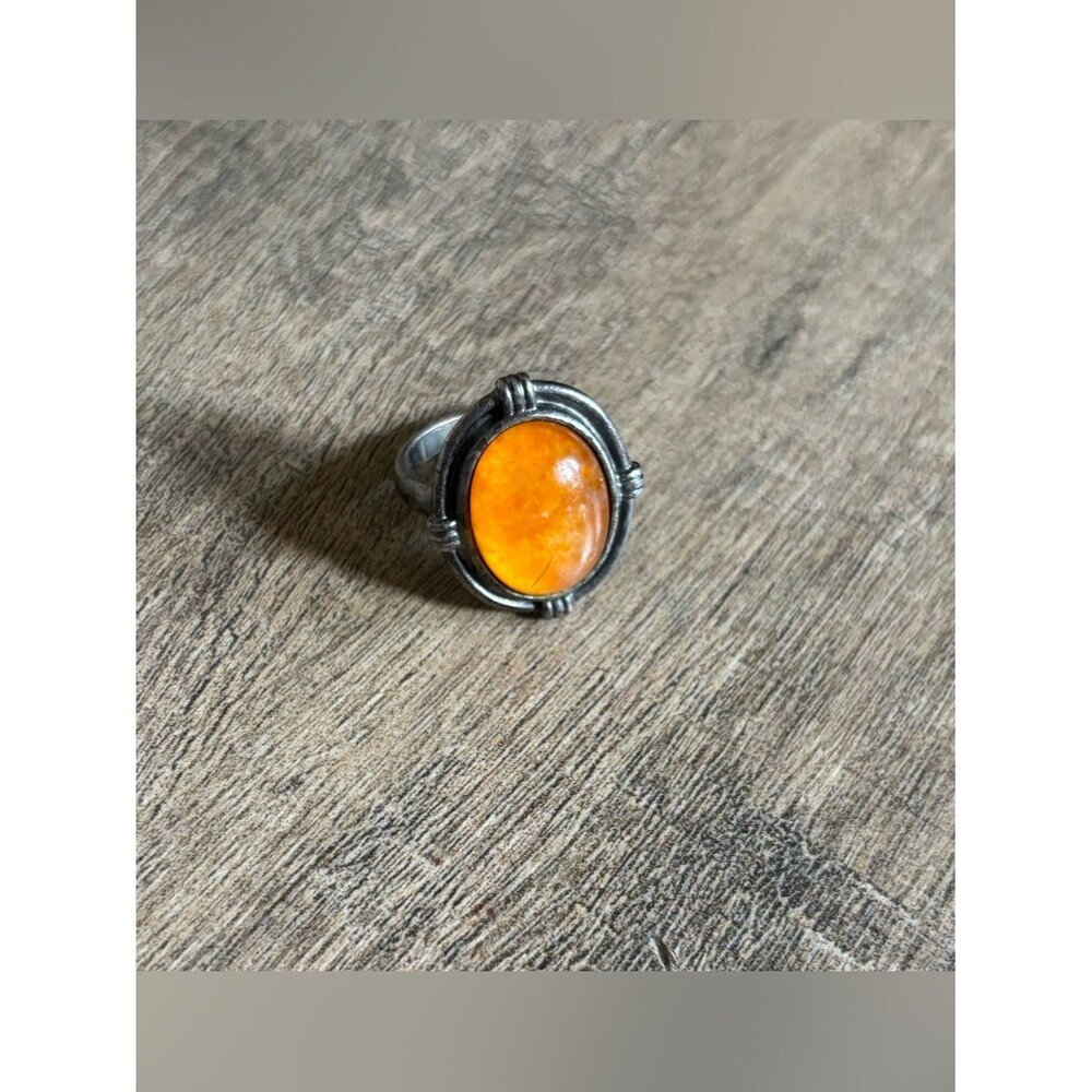 Untested women’s size 13.5 metal butterscotch amber or orange spiny oyster ring